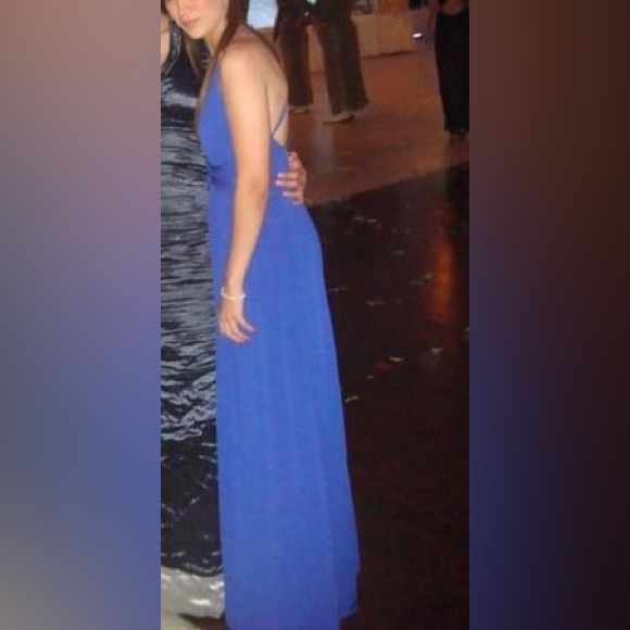 Long dress - Picture 3 of 3